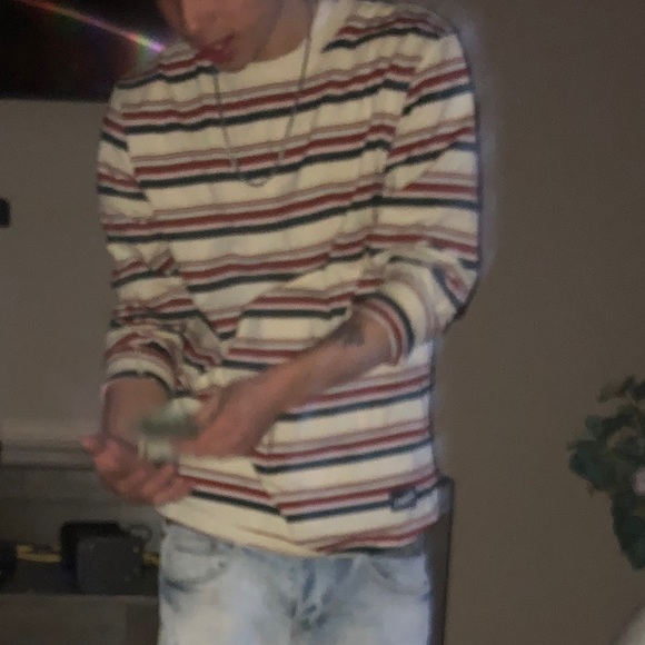 Shirt - Picture 2 of 3